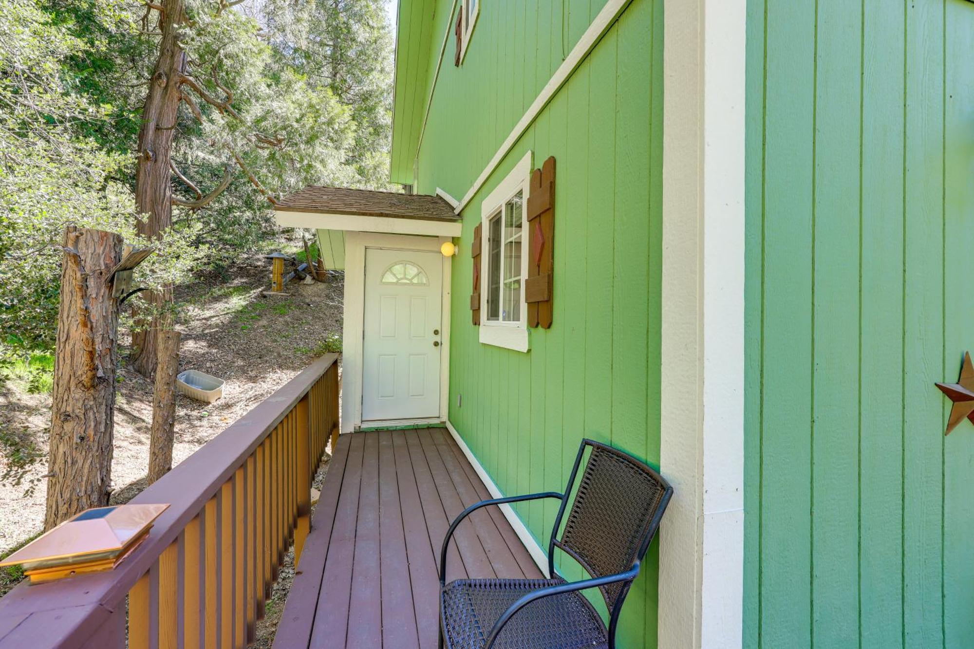 Remodeled Crestline Retreat Walk To Lake Gregory! Bagian luar foto