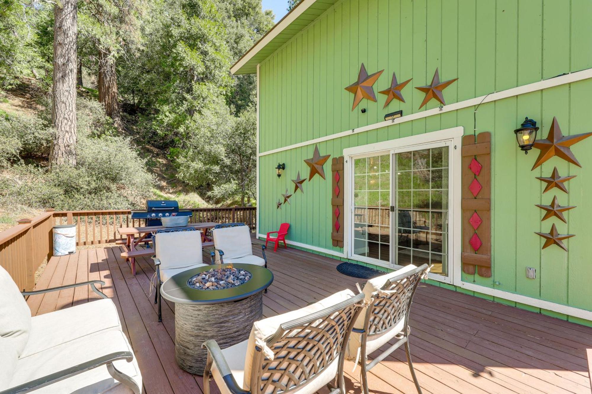 Remodeled Crestline Retreat Walk To Lake Gregory! Bagian luar foto