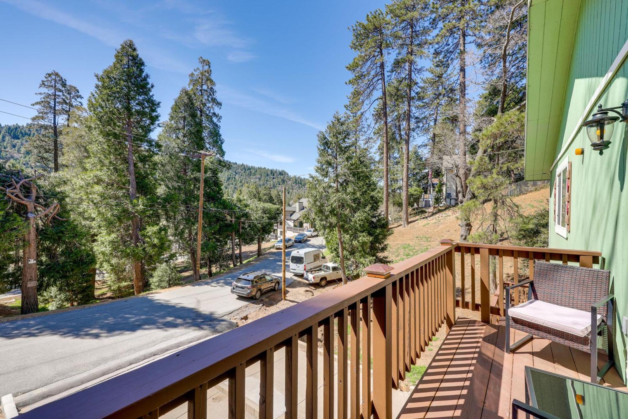 Remodeled Crestline Retreat Walk To Lake Gregory! Bagian luar foto