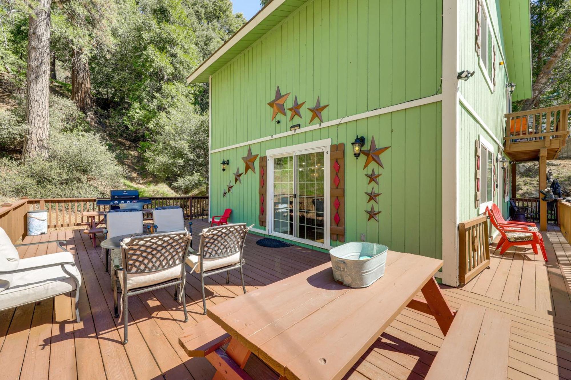 Remodeled Crestline Retreat Walk To Lake Gregory! Bagian luar foto