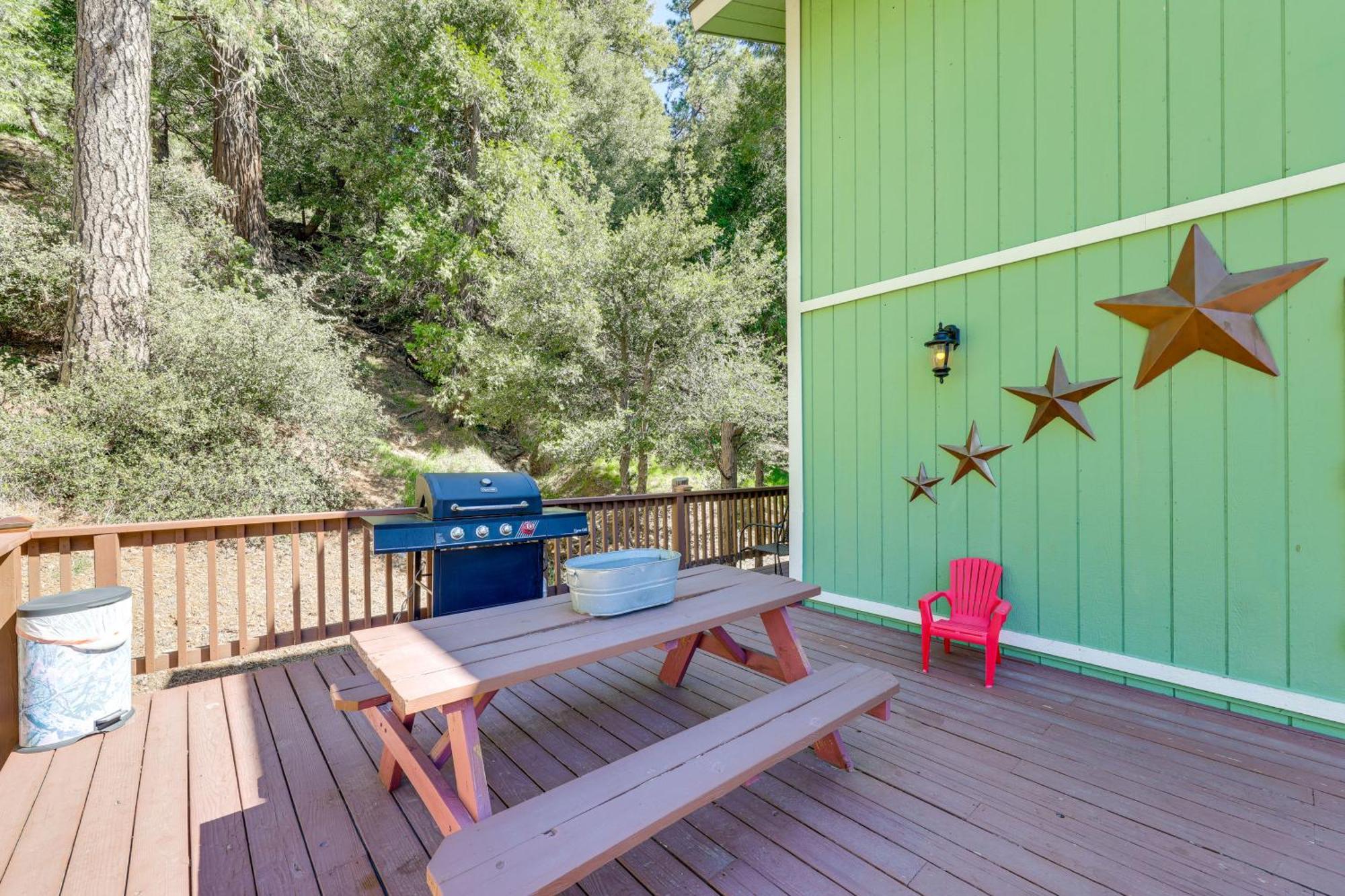Remodeled Crestline Retreat Walk To Lake Gregory! Bagian luar foto